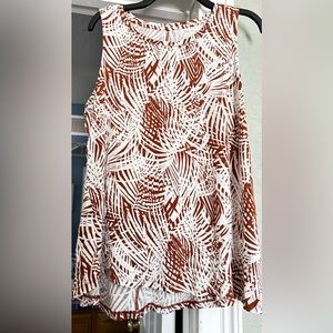 Apt 9 XXL swing tank, like new